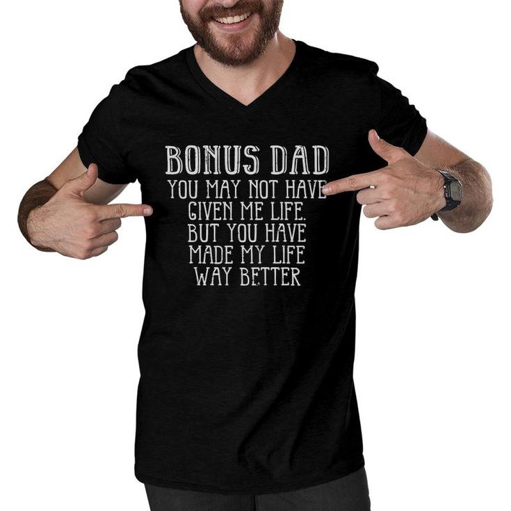 Mens Bonus Dad Father's Day Best Step Dad Gift From Daughter Kids Men V-Neck Tshirt