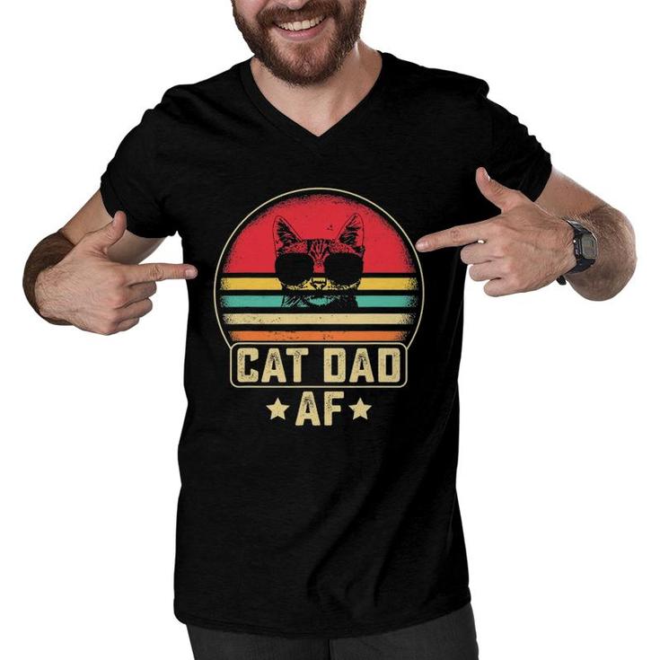 Mens Cat Dad Af Funny Daddy Fathers Day Retro Vintage Design Men V-Neck Tshirt