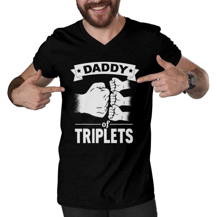 Mens Dad Of Triplets Gift Daddy Father Pregnancy Announcemet Men V-Neck Tshirt