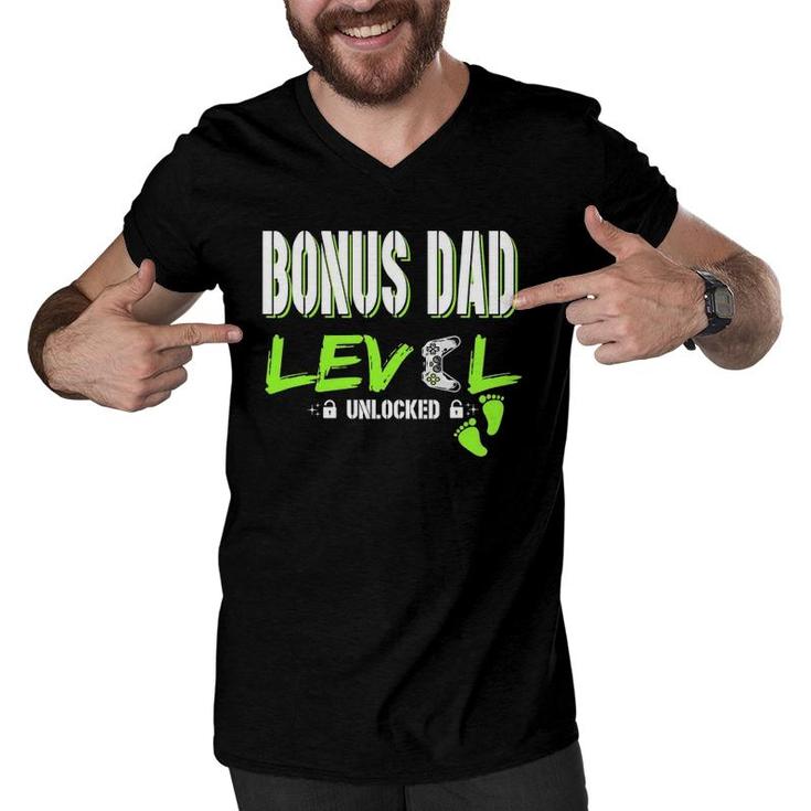 Mens Gaming Bonus Dad Level Unlocked Gamer Leveled Up Father's Men V-Neck Tshirt