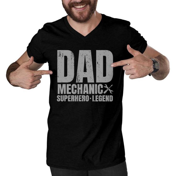 Mens Gift For Mechanic Dad From Daughter - Funny Family Gift Men V-Neck Tshirt