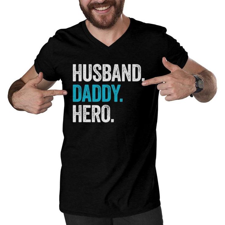 Mens Husband Daddy Hero  Dad Father's Day Gift Men V-Neck Tshirt