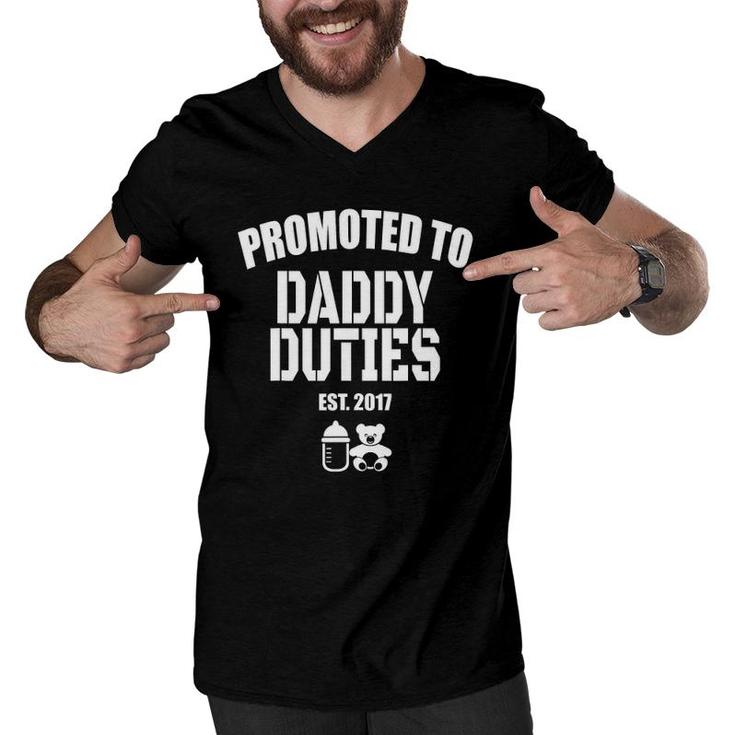 Men's Promoted To Daddy Duties  Gift For New Dad Men V-Neck Tshirt