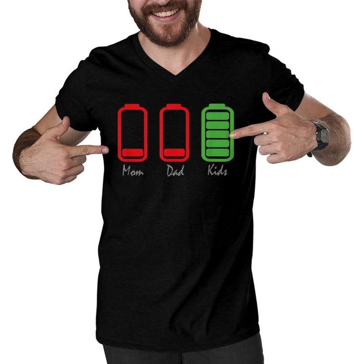 Mom Dad Kids Low Battery Energy Level Men V-Neck Tshirt