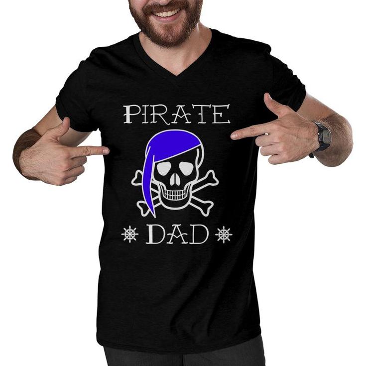 Pirate Dad Jolly Roger Skull Bones Ship Father Gift Men V-Neck Tshirt