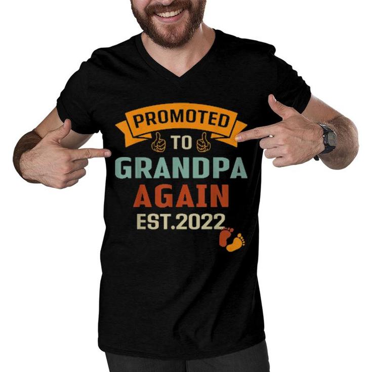 Promoted To Grandpa Again Est 2022 Vintage  Men V-Neck Tshirt