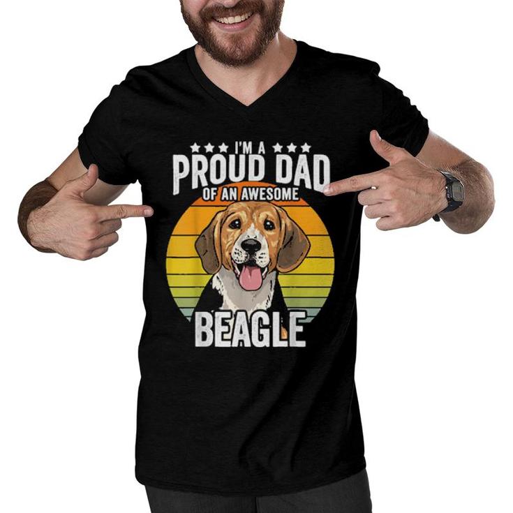 Proud Dad Beagle Dog Pet Love Retro Vintage Sunset  Men V-Neck Tshirt