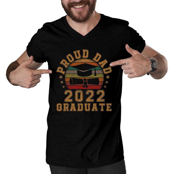 Proud Dad Of A 2022 Graduate Senior 22 Vintage Graduation Men V-Neck Tshirt