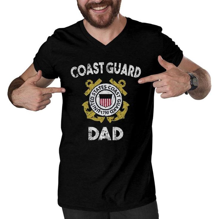 Proud Us Coast Guard Dad Military Pride Men V-Neck Tshirt
