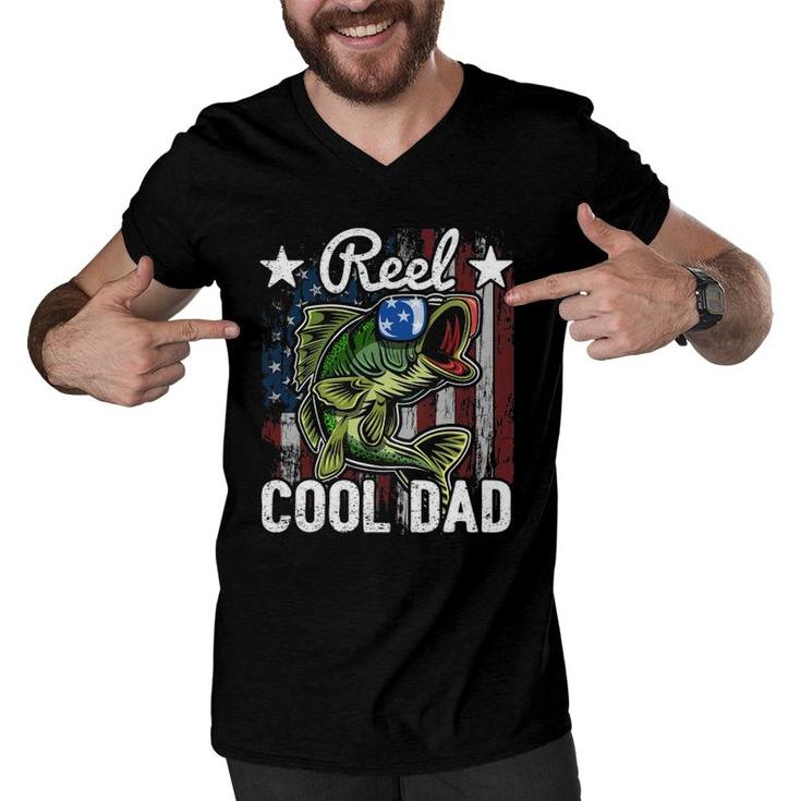Reel Cool Dad Fishing American Flag Father's Day Gif Men V-Neck Tshirt
