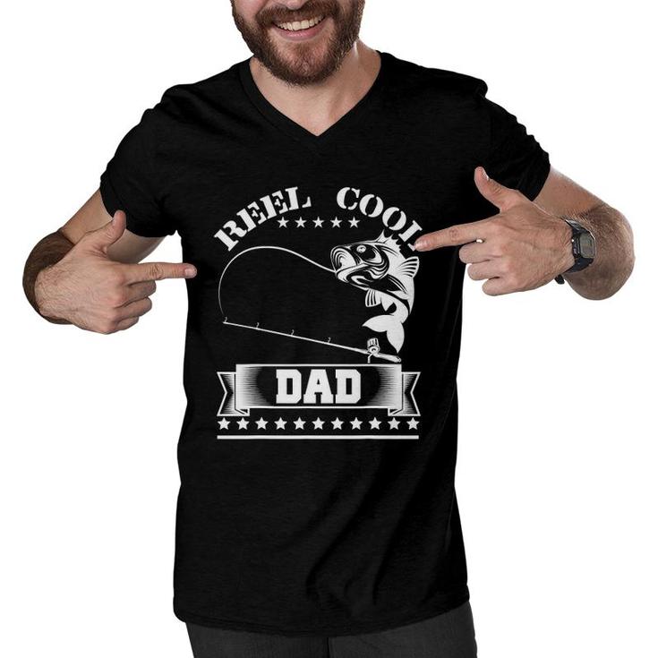 Reel Cool Dad Fishing Father's Day Gift Men V-Neck Tshirt