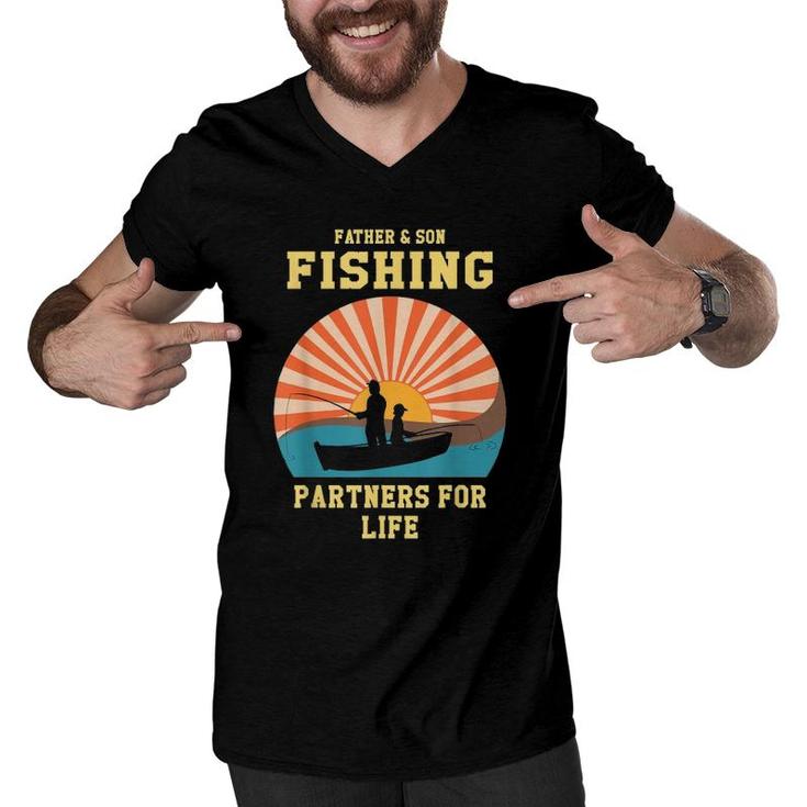Retro Father Son Fishing Partners For Life Matching Men V-Neck Tshirt