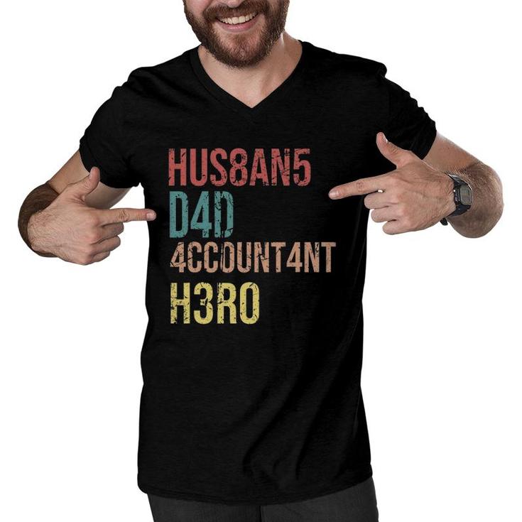 Vintage Accountant Funny Dad Accounting Sayings Men V-Neck Tshirt
