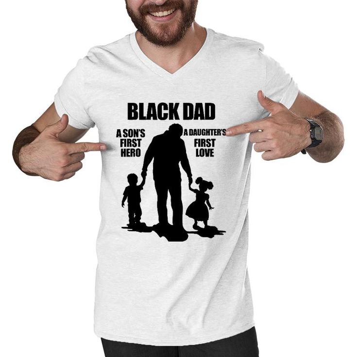 Black African American Father's Day Afrocentric Dad Men V-Neck Tshirt