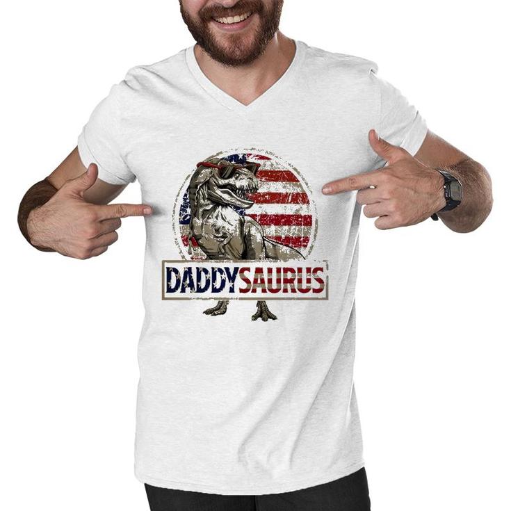 Daddysaurusrex Dinosaur American Flag Dad Father's Day Men V-Neck Tshirt