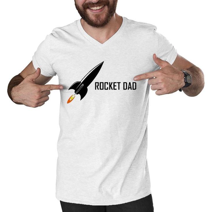 Mens Father's Day Rocket Dad Gift Men V-Neck Tshirt