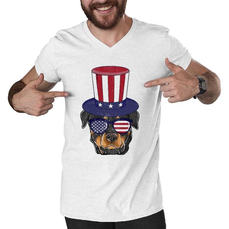 Rottweiler Patriotic Dog Mom & Dad S 4Th Of July Usa Men V-Neck Tshirt