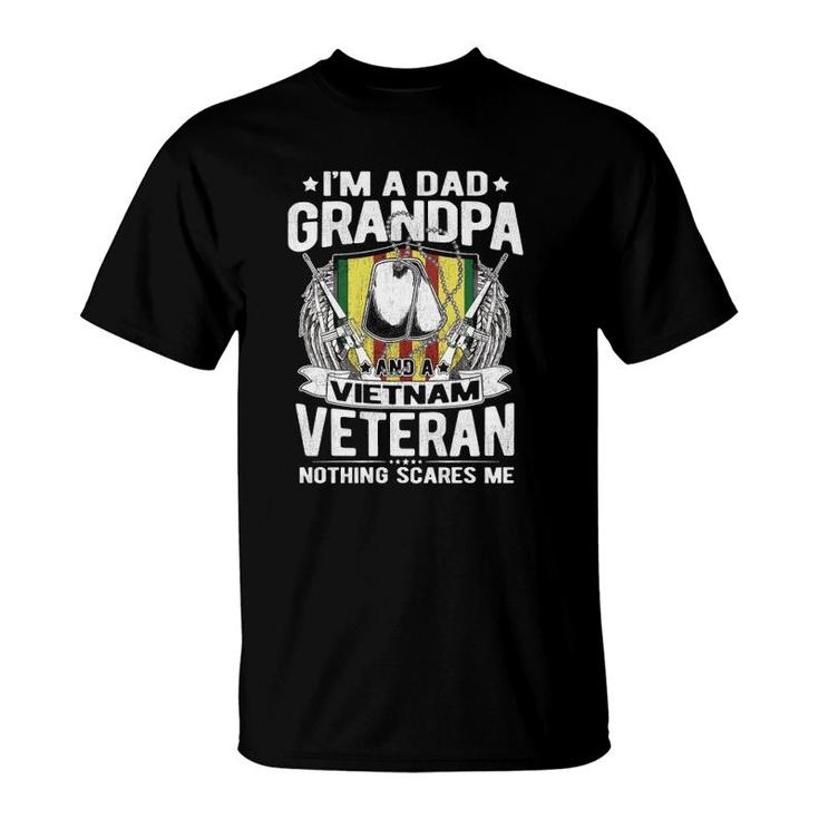 A Dad Grandpa And Vietnam Veteran Proud Retired Soldier Gift T-Shirt