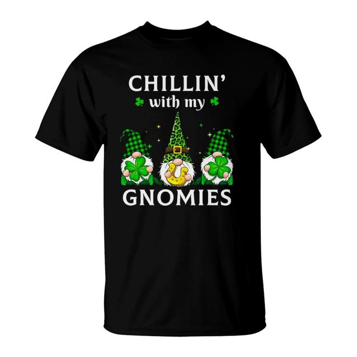 Chillin' With My Gnomies St Patrick's Day Gnome Shamrock Irish T-Shirt
