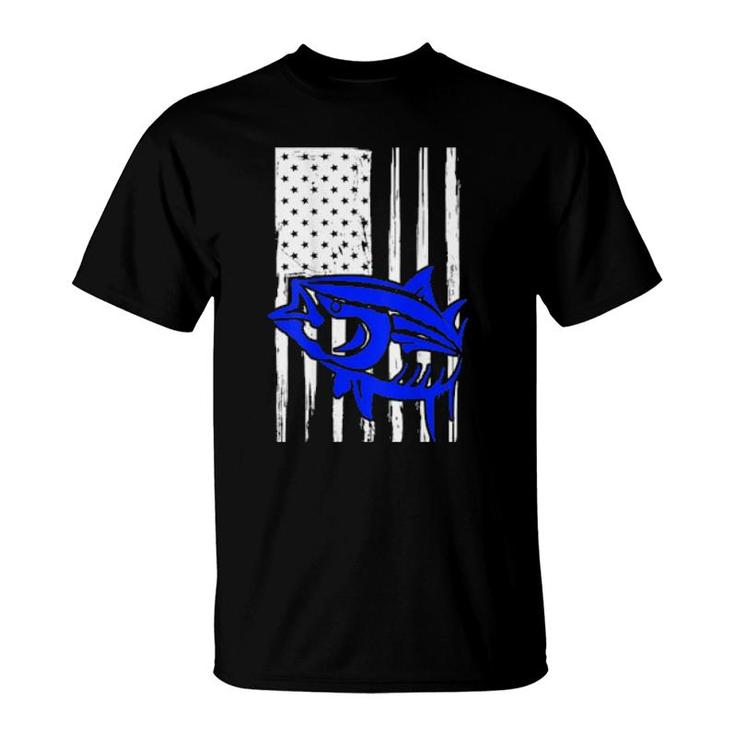 Distressed American Usa Flag Blue Tuna Fish Deep Sea Fishing  T-Shirt