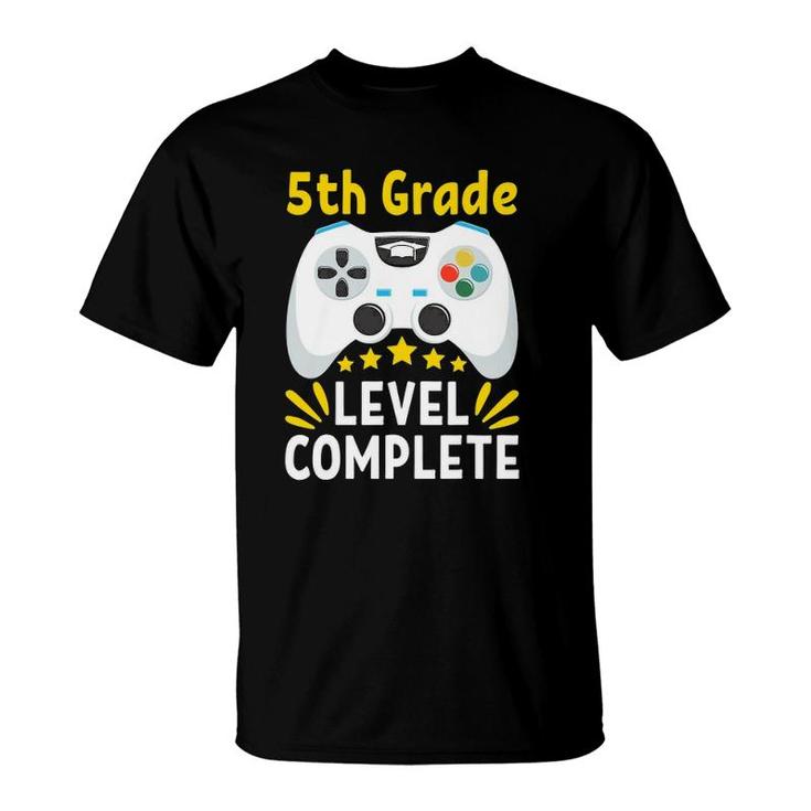 Funny I 5Th Grade Level Complete I 2021 Graduation I Gaming T-Shirt