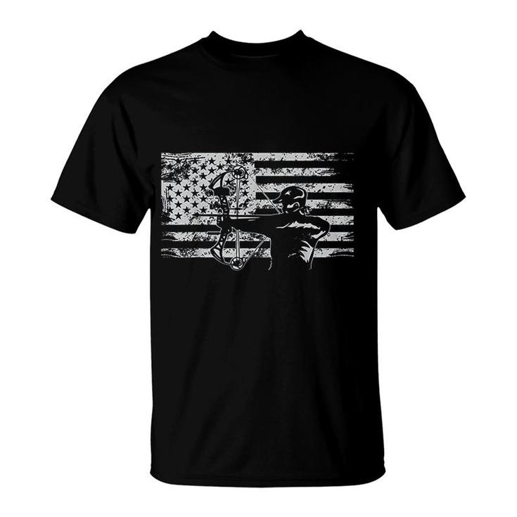 Hunting Archer American Flag  Bowhunting Hunter Men T-Shirt