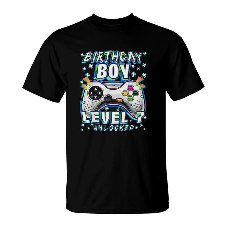 Level 7 Unlocked Video Game 7th Birthday Gamer Boys  T-Shirt