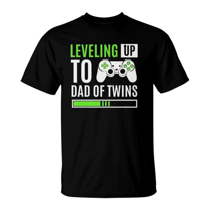 Leveling Up To Dad Of Twins Gaming Gender Reveal Celebration T-Shirt