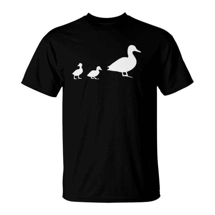 Mama Duck 2 Ducklings  Animal Family Mothers Day T-Shirt