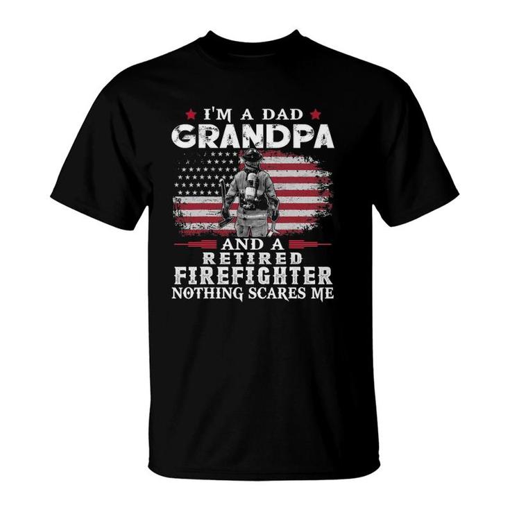 Mens Grandpa Retired Firefighter Nothing Scares Me Father's Day T-Shirt