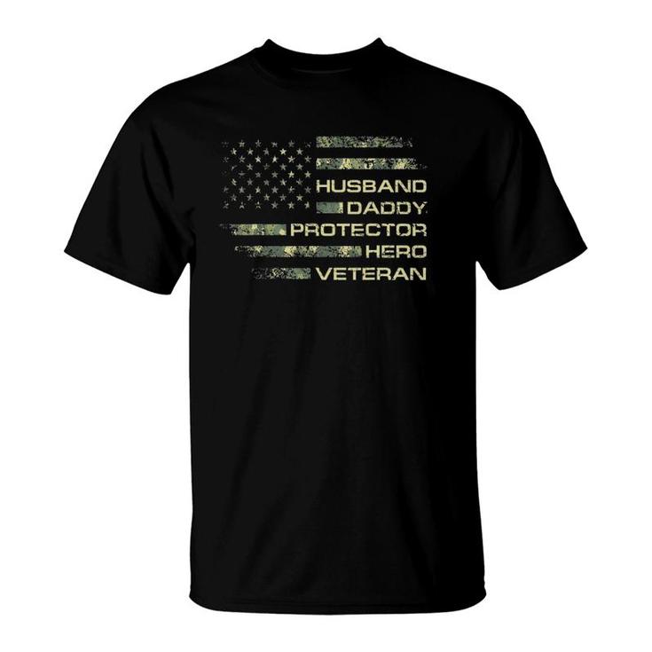 Mens Husband Daddy Protector Hero Veteran Usa Flag Camouflage Dad T-Shirt
