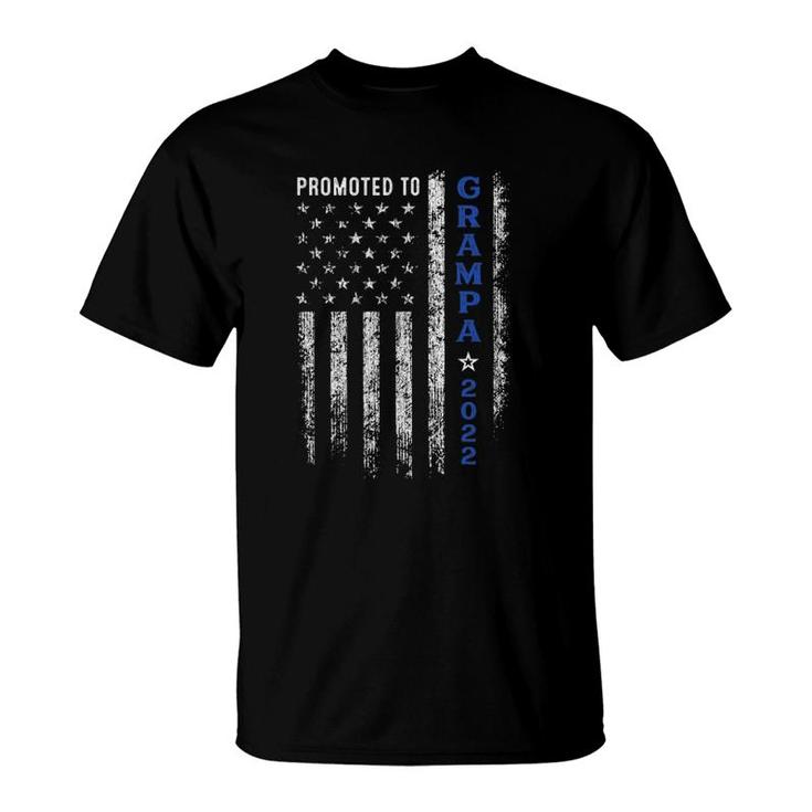 Promoted To Grampa Est 2022 Thin Blue Line American Grandpa T-Shirt