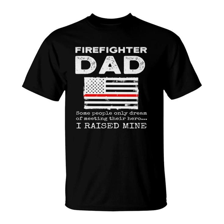 Proud Firefighter Dad Fireman Father American Flag  T-Shirt
