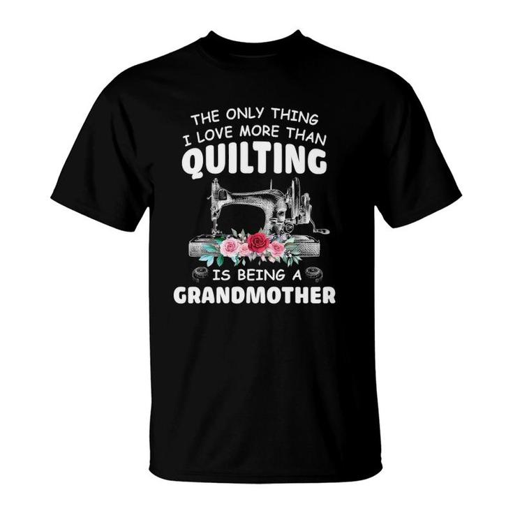 Quilting Grandmother Quilt Grandma Gift For Quilter & Sewer T-Shirt