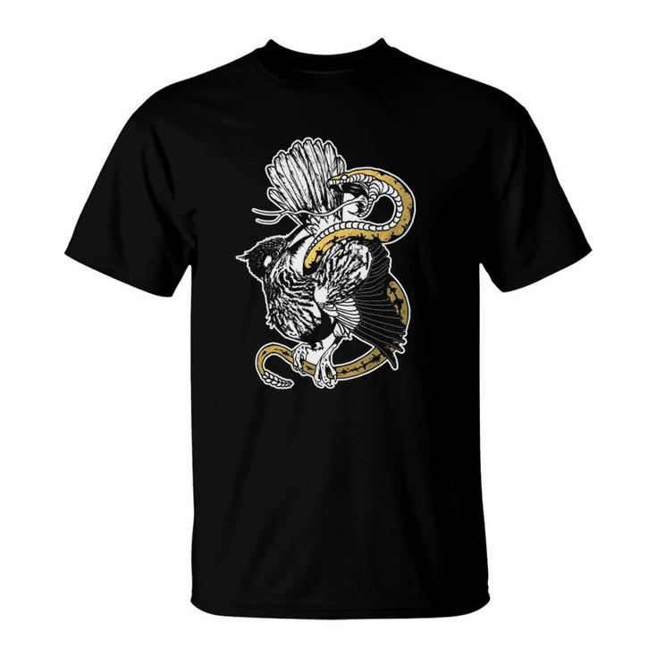 Road Runner Vs Rattlesnake Fight T-Shirt