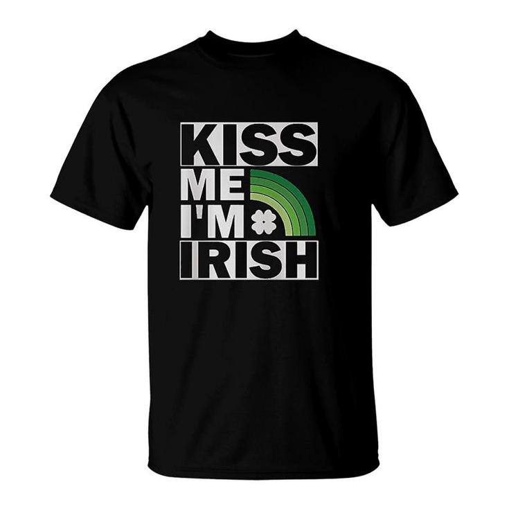 St Patricks Day Lucky Kiss Me I Am Irish T-Shirt