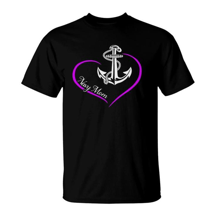 US Navy Proud Navy Mom Naval Mom Heart Navy Mother Gift  T-Shirt