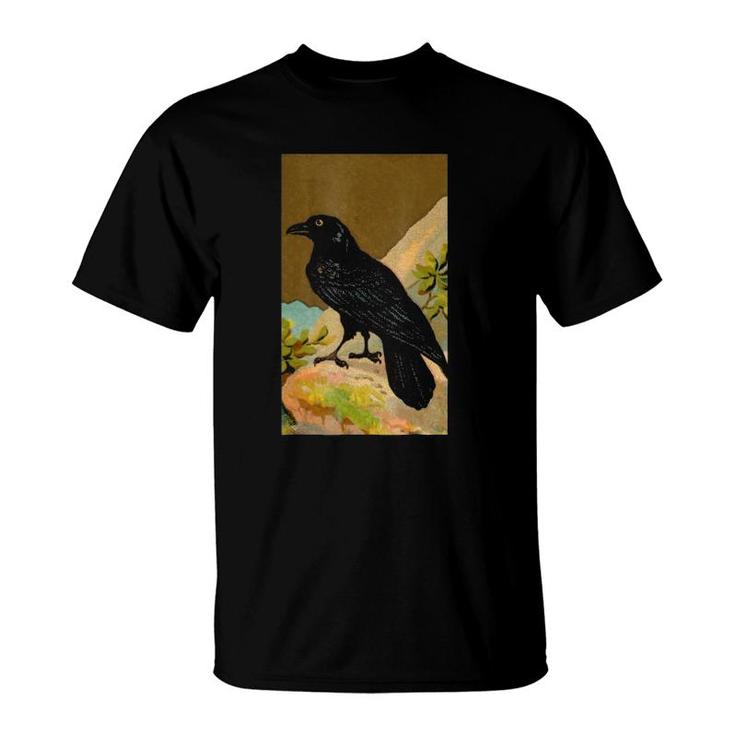 Vintage Raven , Birdwatching Black Bird T-Shirt