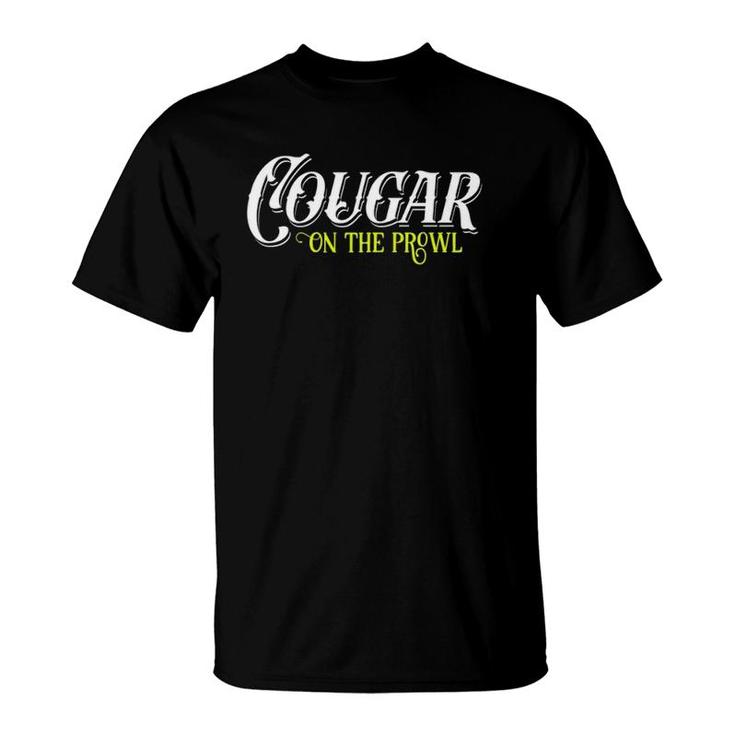 Womens Vintage Sugar Momma Proud Mature Sexy On The Prowl Cougar T-Shirt