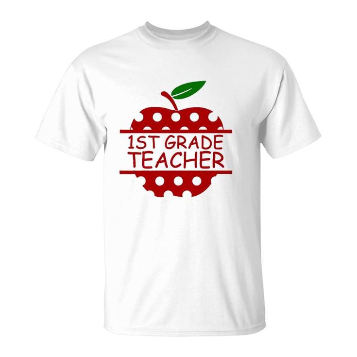 1St Grade Teacher Teaching Lover Apple T-Shirt