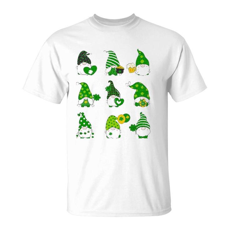 9 Love Gnomes Holding Shamrock Heart St Patrick's Day T-Shirt