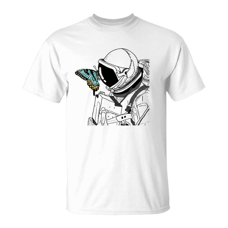 Astronaut Butterfly Art Cute Spaceman Insect Surrealism Gift T-Shirt