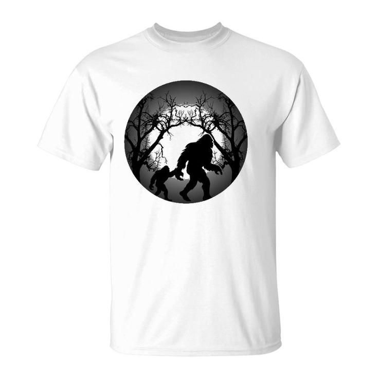 Bigfoot And His Son Wild Outdoor Yeti Father's Day Gift T-Shirt