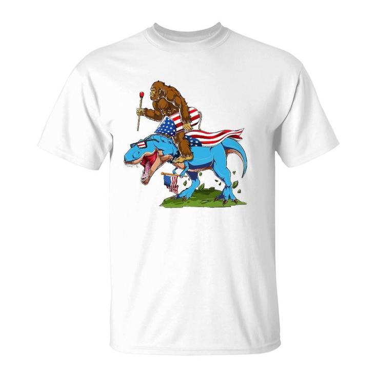 Bigfoot Riding Dinosaur Usa Flag 4Th Of July America T-Shirt