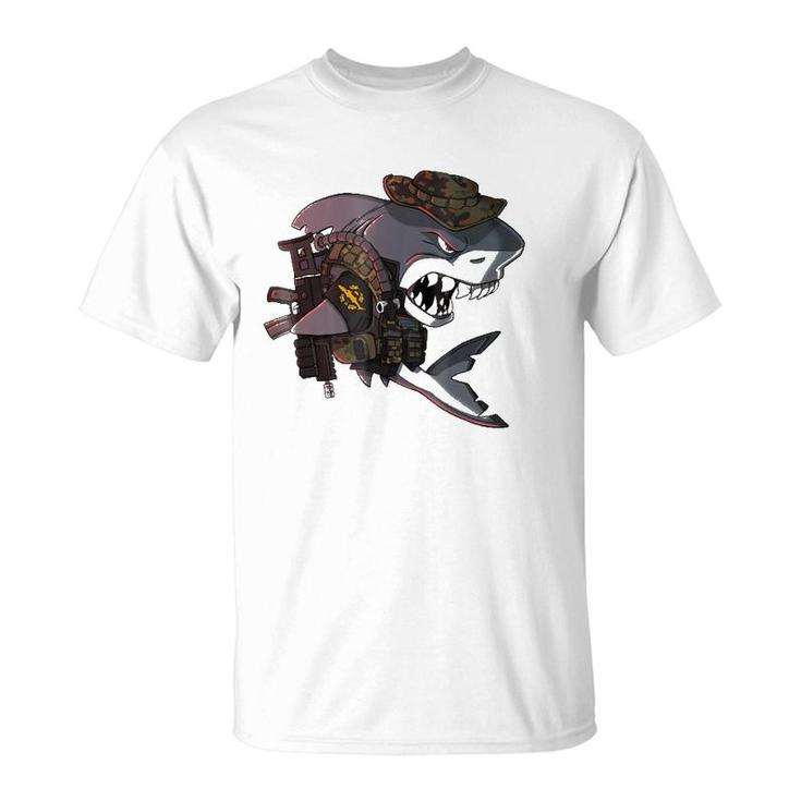 Combat Diver Shark - German Bundeswehr Kampfschwimmer T-Shirt | Mazezy