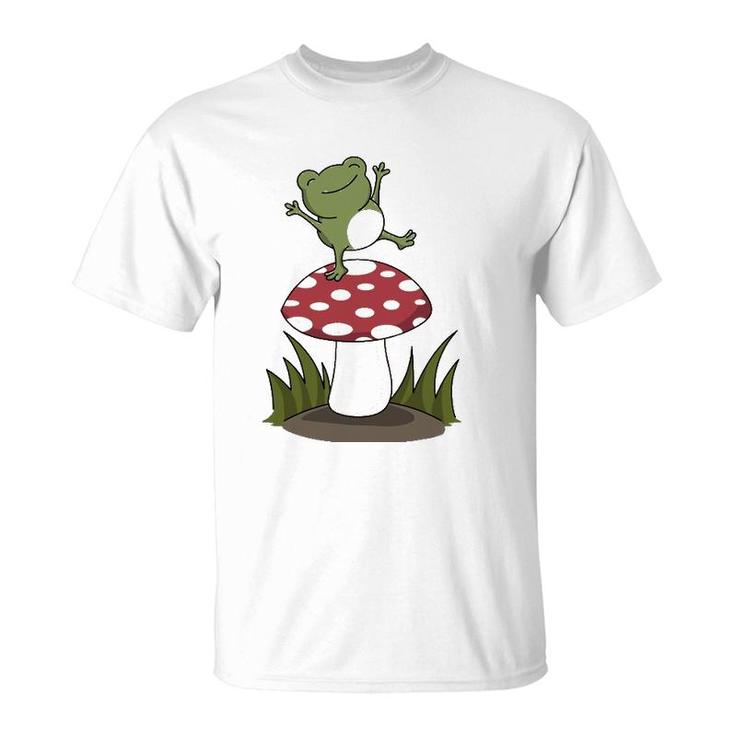 Cottagecore Mushroom Aesthetic Turtle Frog Animal Lover T-Shirt