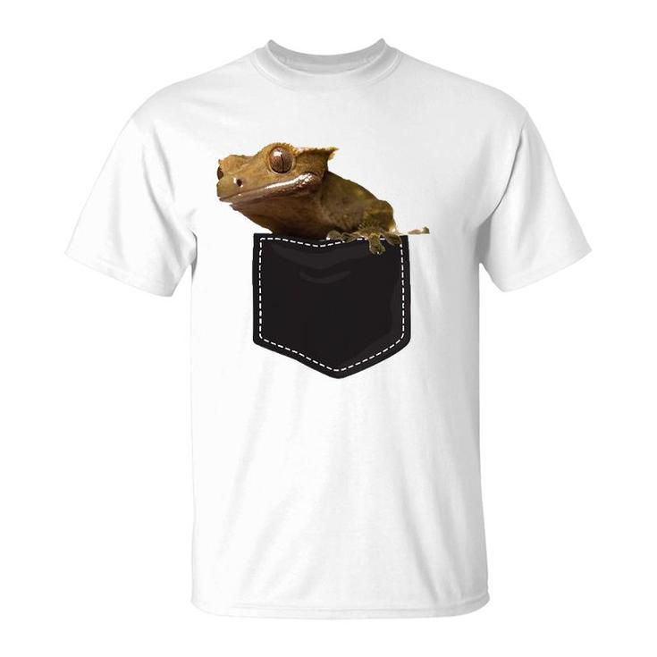 Crested Gecko Pocket Badge T-Shirt