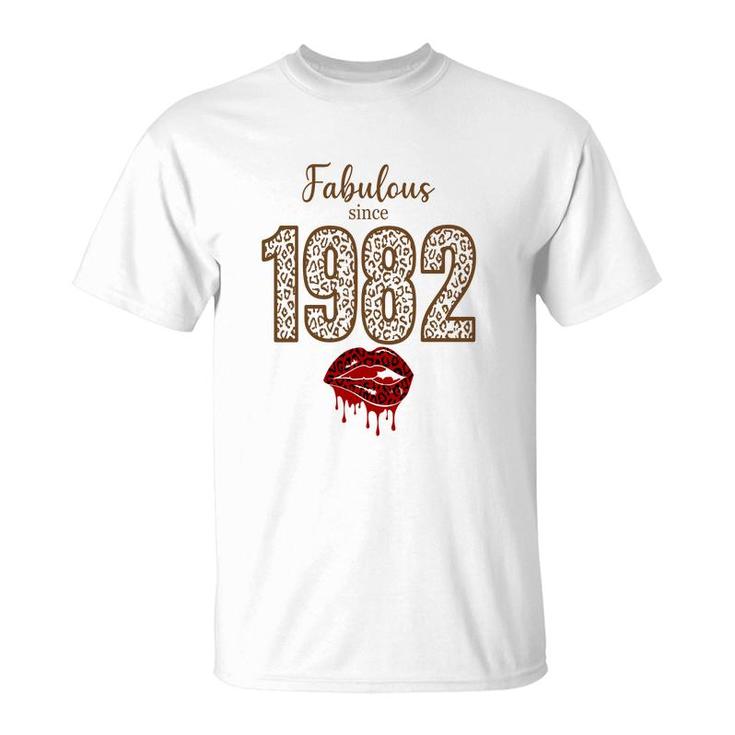 Fabulous Since 1982 Red Lips 40Th Birthday T-Shirt
