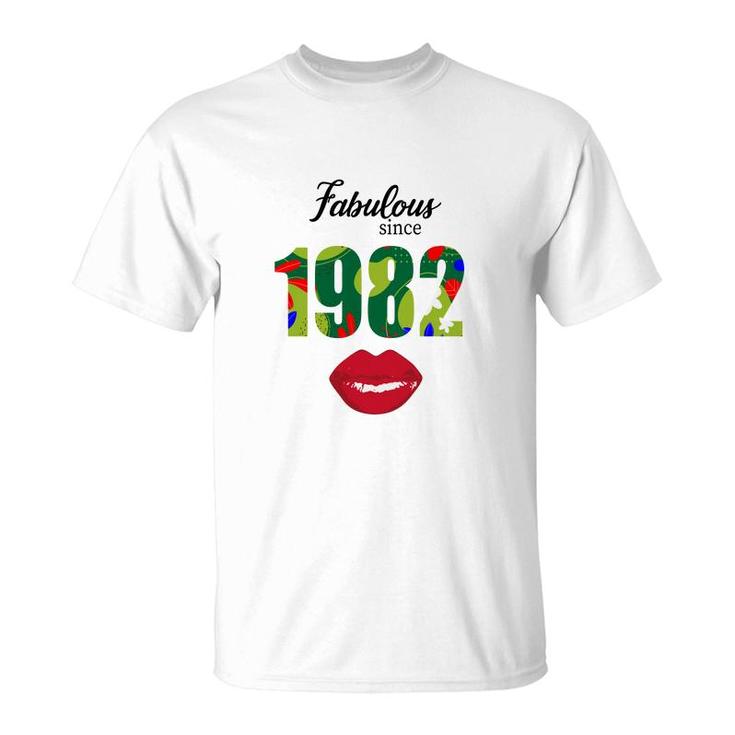 Fabulous Since 1982 Red Lips Green 40Th Birthday T-Shirt