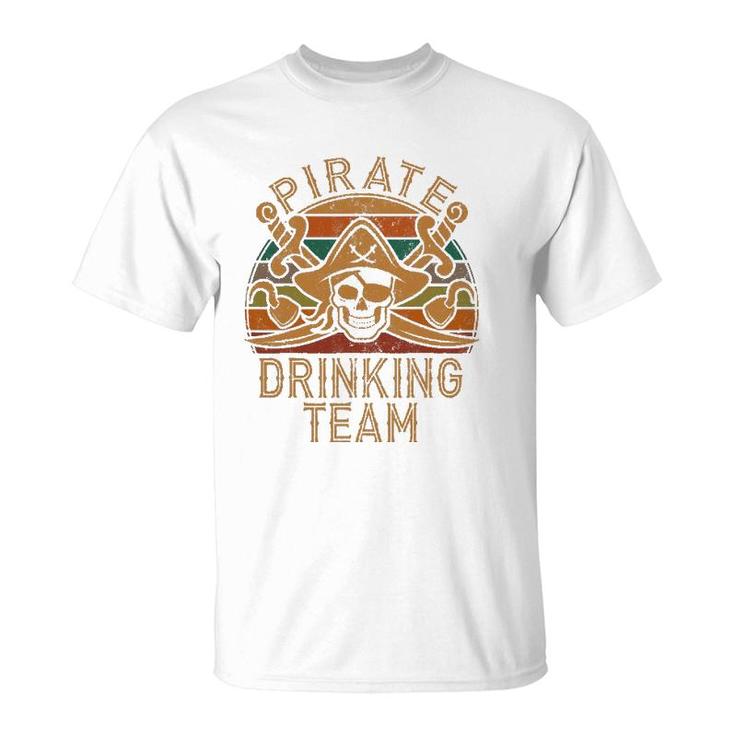 Fun Pirate Drinking Team Jolly Roger Dad Halloween T-Shirt